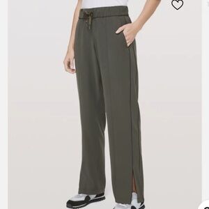 Lululemon On The Right Track Pant Olive Green‎ Size 4